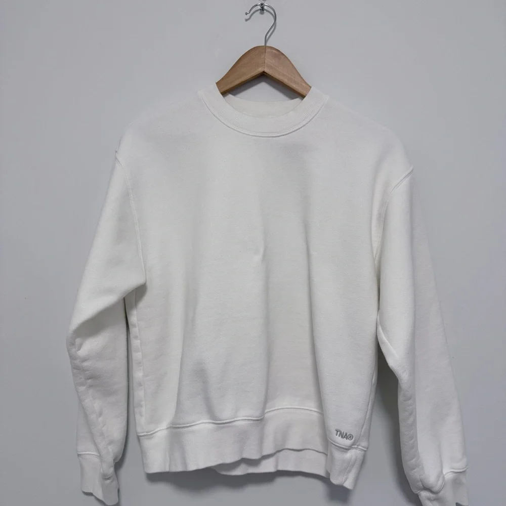 Aritzia Tna Cozy Fleece Perfect Crew Sweatshirt - Picture 2 of 8